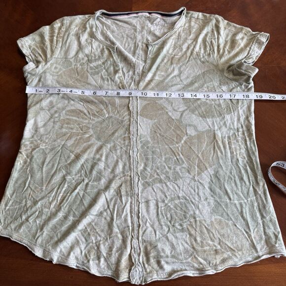 Anthropologie Pilcro Spliced Neck Tee T-Shirt Size S Camo Green Floral Boho - Picture 7 of 14
